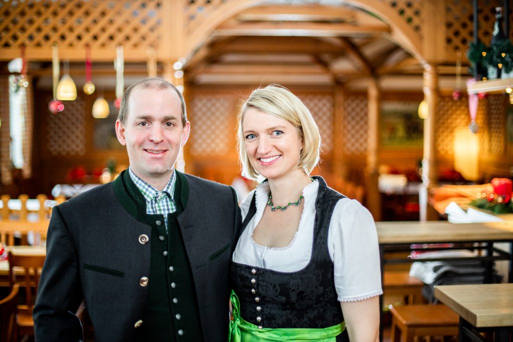 Frau und Herr Link - Landlust Wirtshaus am Reitsberger Hof
