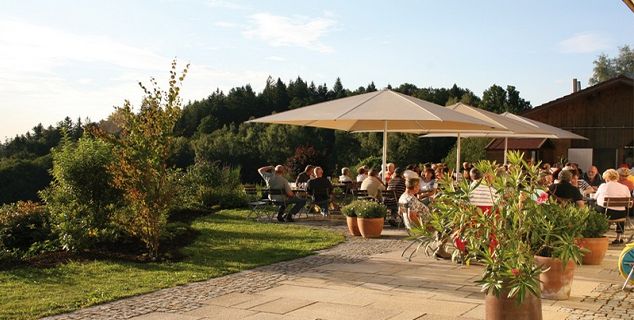 Terrasse des Berggasthof Zottling