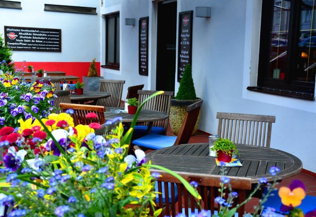 Terrasse des Braugasthof Trompete