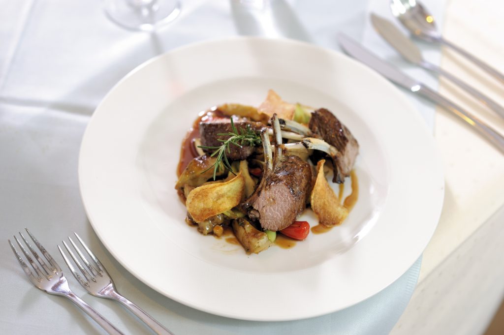 Hauptgericht mit Fleisch