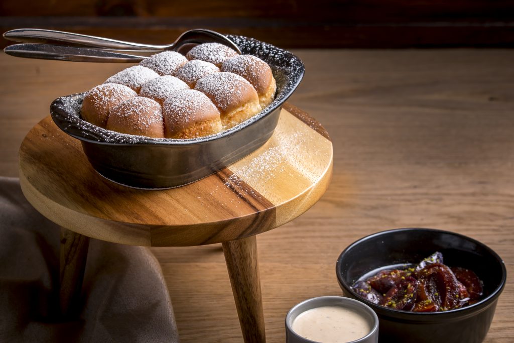 Ein Reindl mit Buchteln