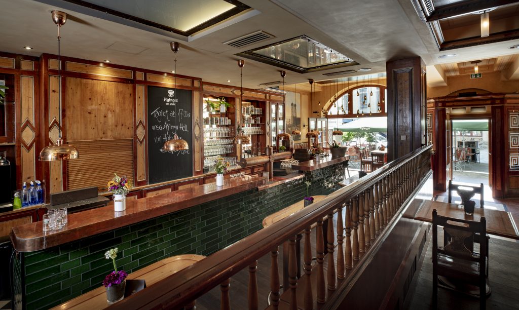 Schanktresen im Ayinger am Platzl