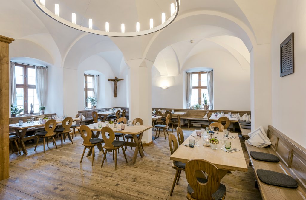 Speisesaal der Klostergaststätte in Kloster Seeon