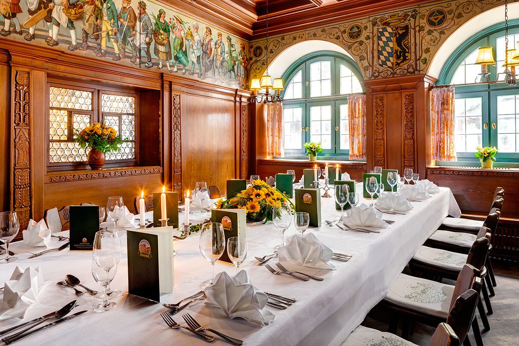 Tafel Stube des Brauereigasthofes Hotel BÜRGERBRÄU