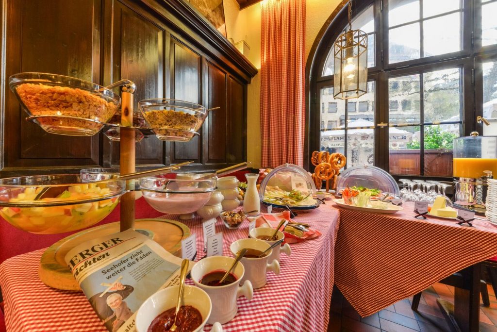 Frühstücksbuffet des Gasthauses Pillhofer