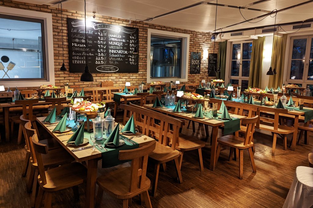 Giesinger Bräu Restaurant innen