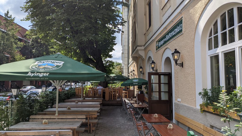 Ayinger am Rotkreuzplatz Biergarten