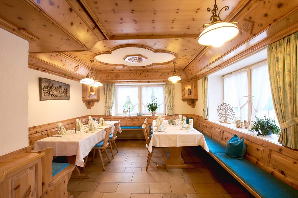 Gasthaus zum Schmied Zirbenstube