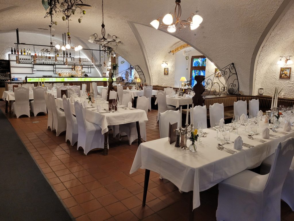 Königlichen-Bayerischen Forsthaus Innenansicht Restaurant