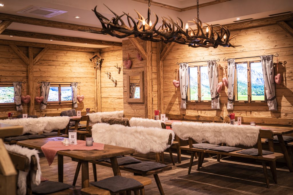 Hofbräukeller Almstüberl