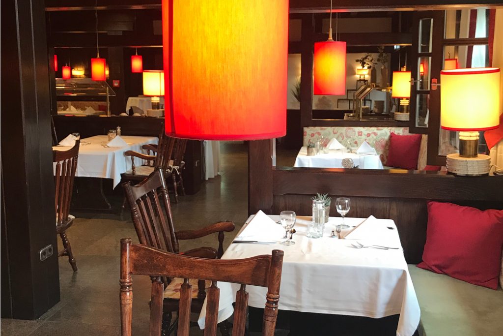 Restaurant Polisina eingedeckt