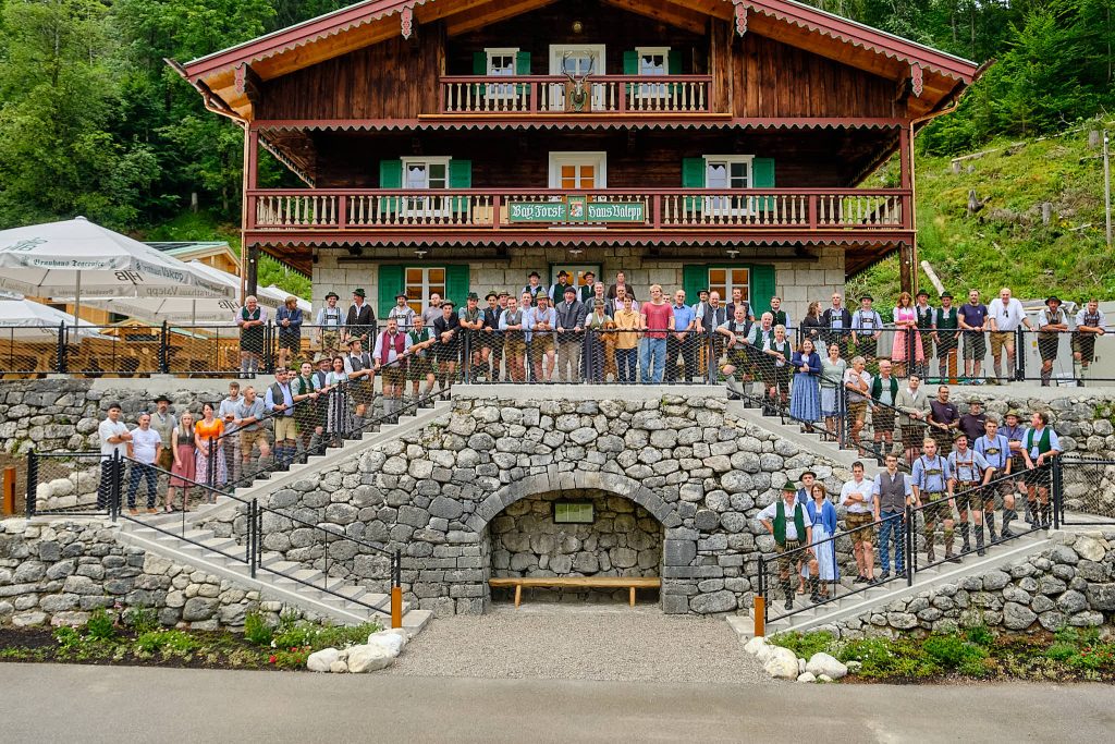 Hausansicht Forsthaus Valepp von vorne